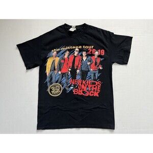 New Kids on The Block The Mixtape Tour 2019 T-Shirt Size Medium Vintage NKOTB